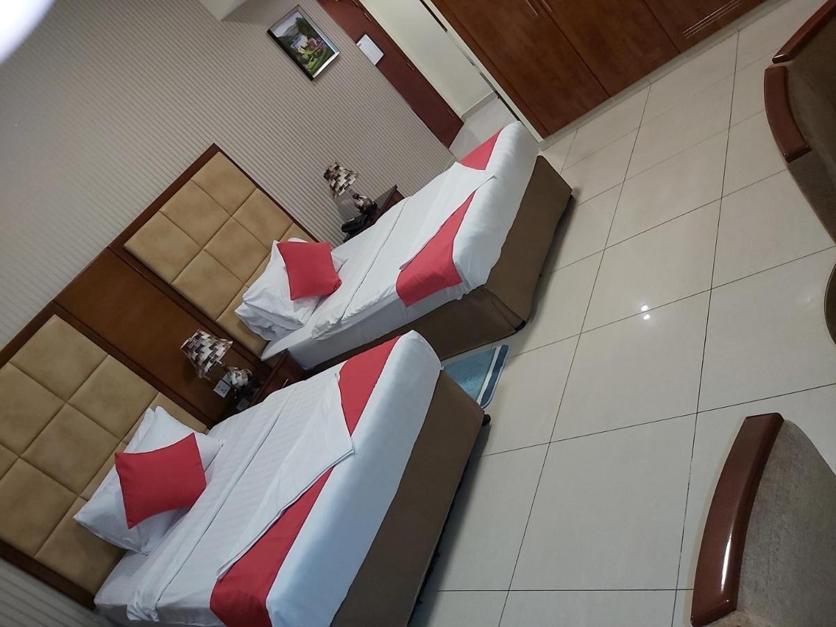 Bliss Hotel ドバイ エクステリア 写真