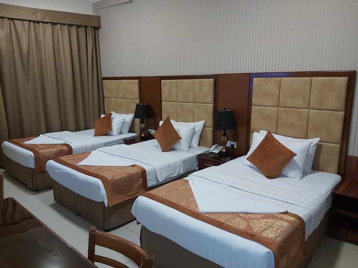 Bliss Hotel ドバイ エクステリア 写真